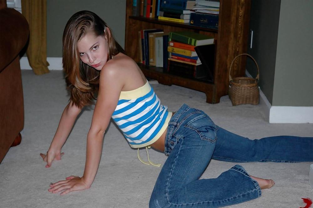 25P Queens in Jeans CLXXIV