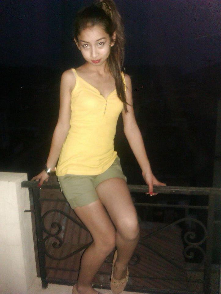 14P Nepali private sex Girl