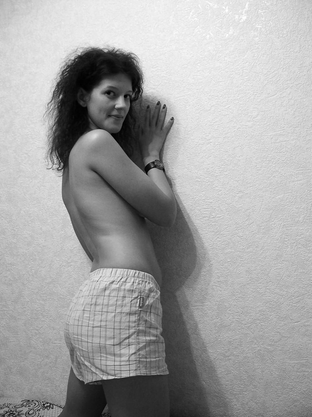 25P Sexy Curly Hair Babe