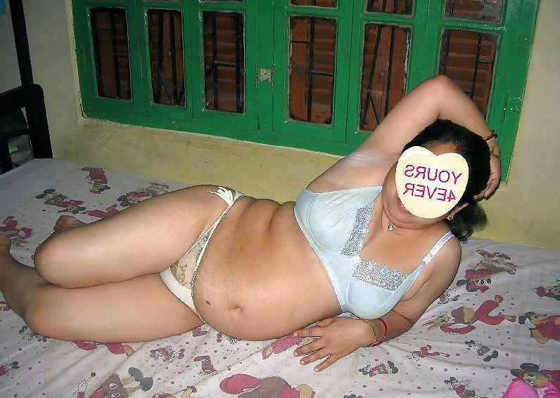 25P Indian curvy aunties & Housewife