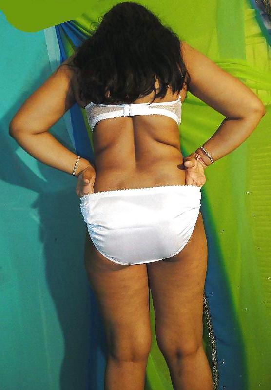 25P Indian curvy aunties & Housewife