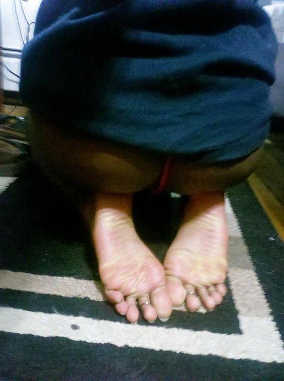 13P Red Thong and Sexy Feet 