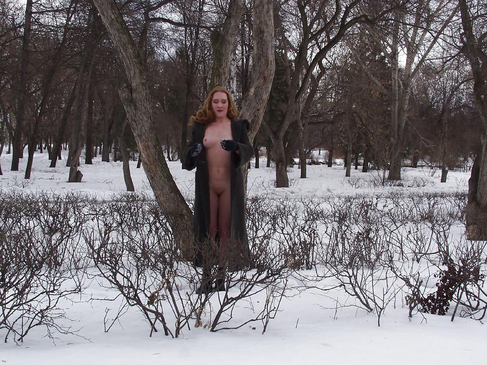 25P Public Nudity ( Snow ) 