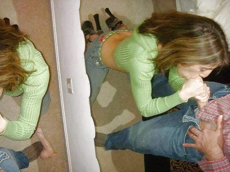 17P Mirror blowjobs 1