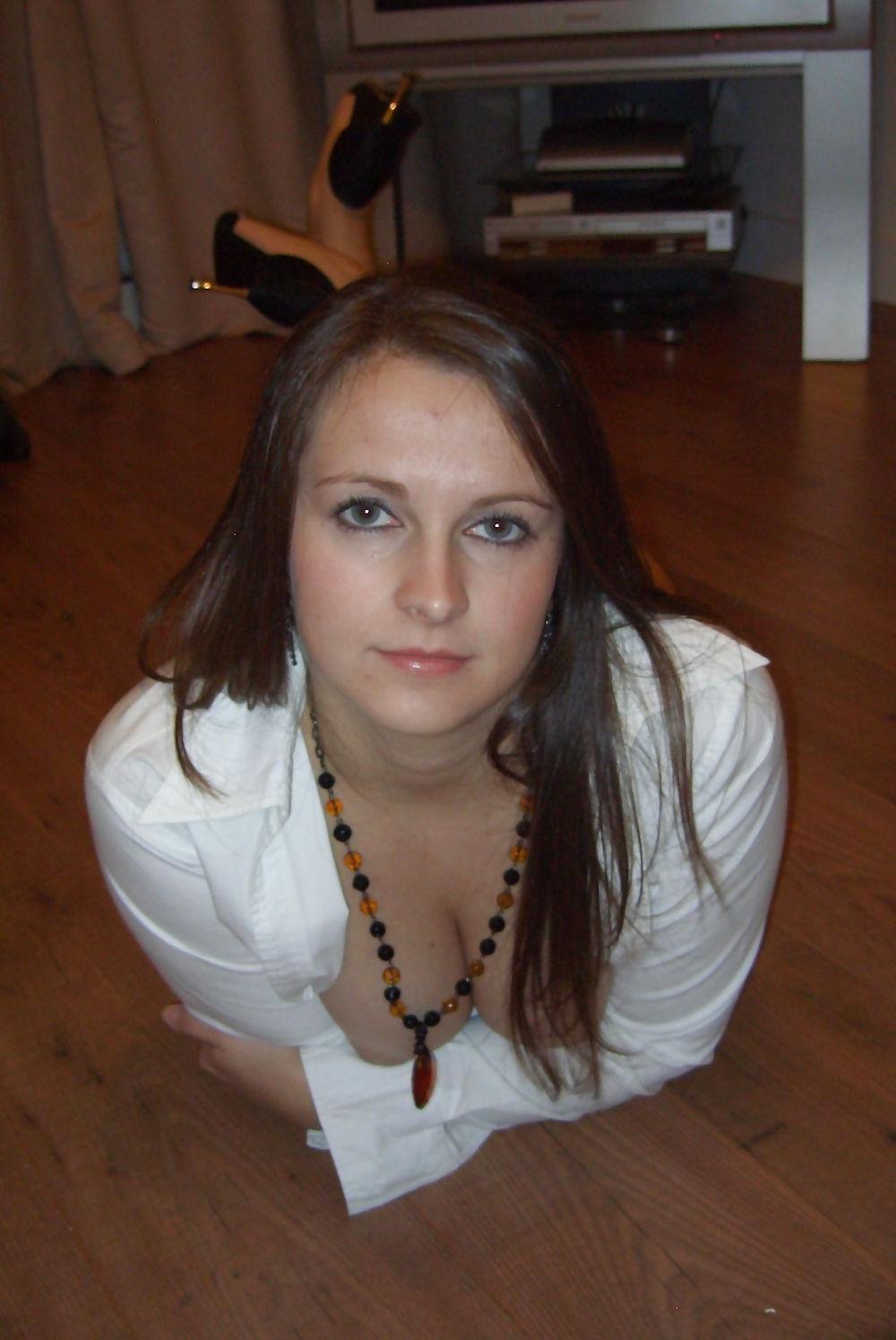22P Long Haired Breunette Girl