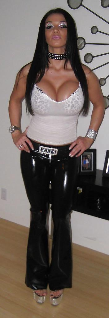 25P Andrea Hot Bimbo Doll!