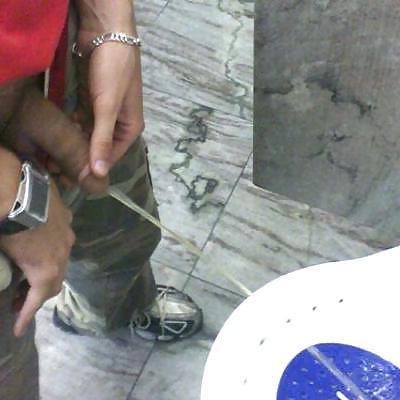25P Men: Bathroom, Machos, Cum & Fun
