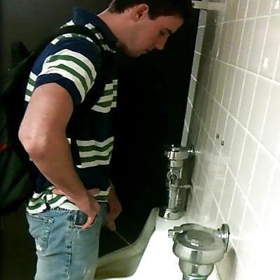 25P Men: Bathroom, Machos, Cum & Fun