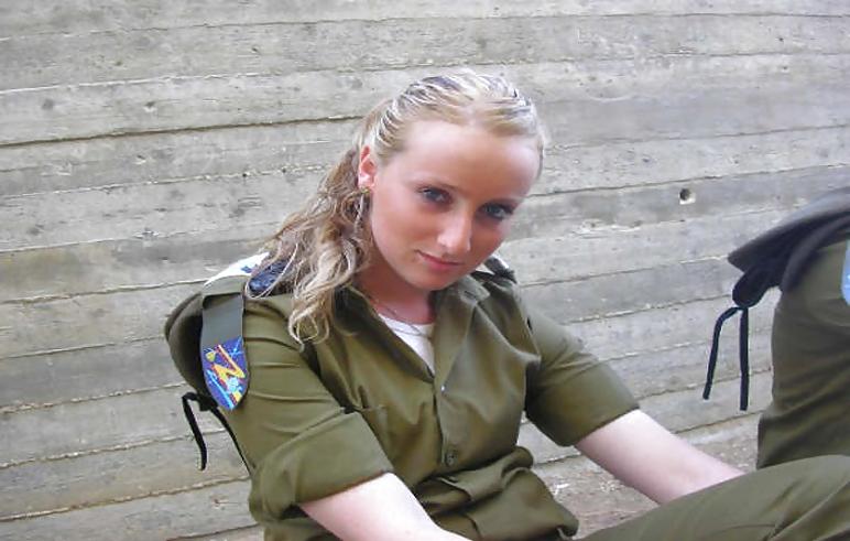 25P Real Army Girls 