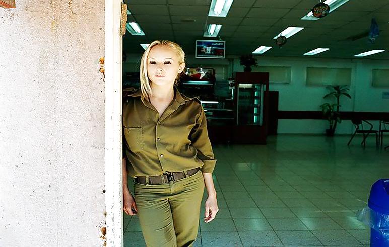 25P Real Army Girls 
