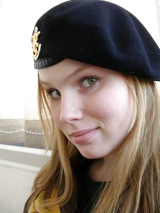25P Real Army Girls 