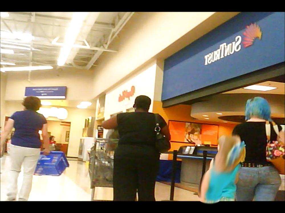 6P YNG Blue Haired MILF