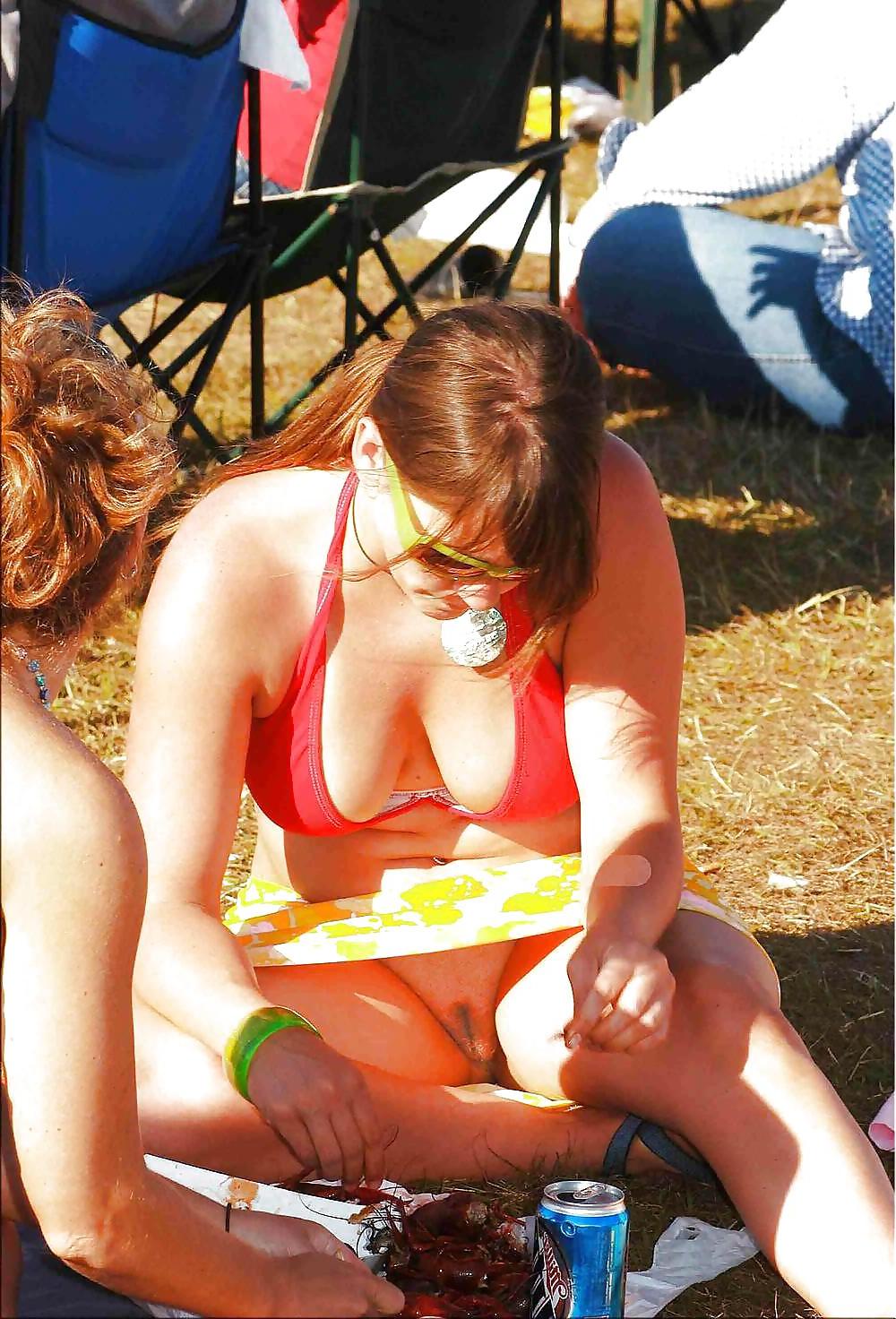 18P Public Viewing -71-
