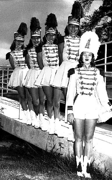 25P Fantasy #9 - Majorettes