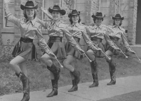 25P Fantasy #9 - Majorettes