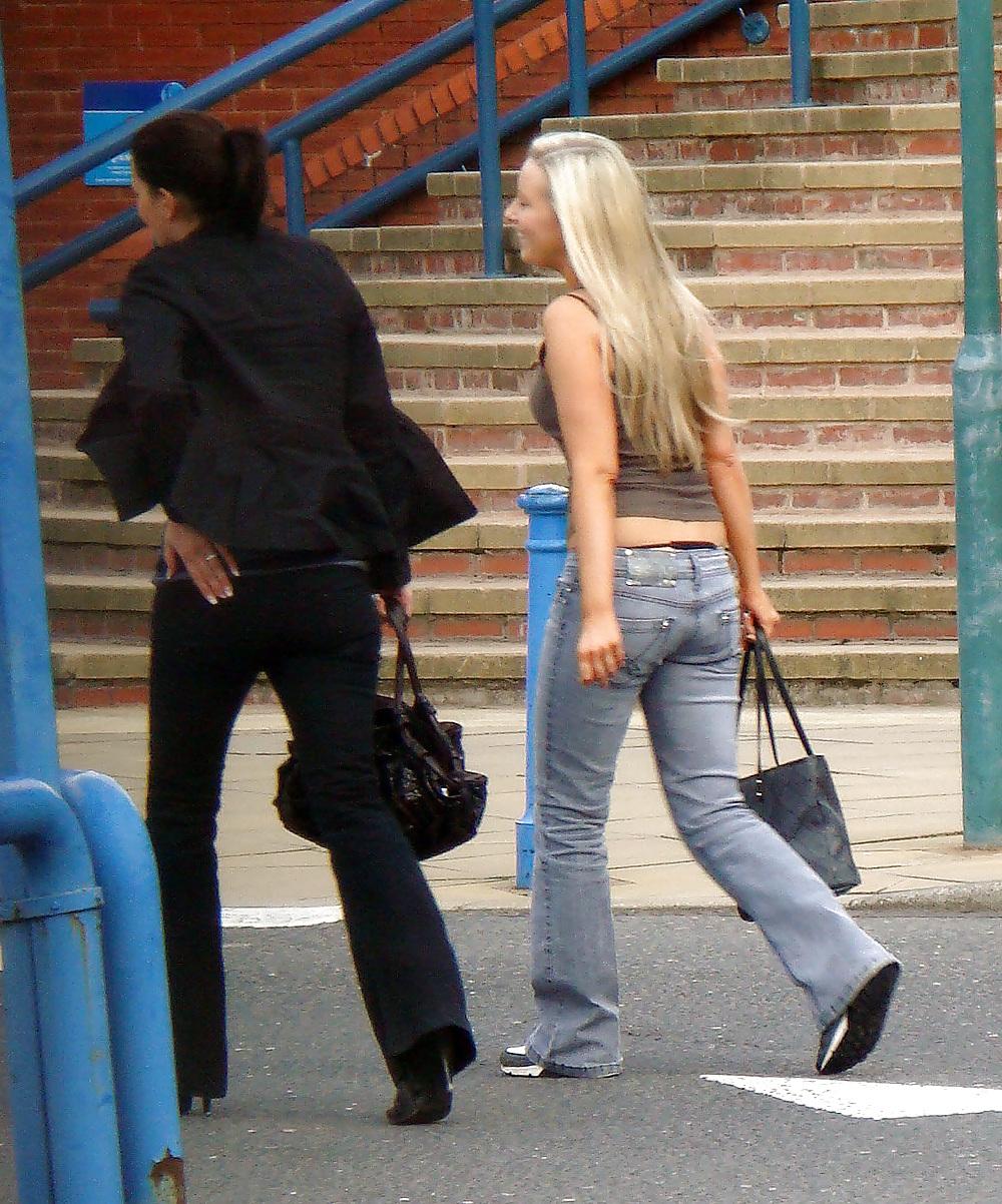 12P Jean y tanga