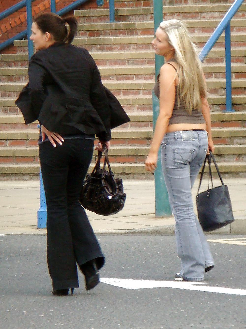 12P Jean y tanga