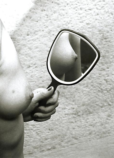 12P Women Nudity Art 