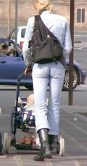 25P Beautiful Asses In Jeans By TROC