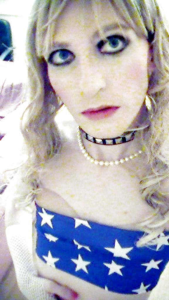 25P TRANNY BIMBO SLUT SANDRA