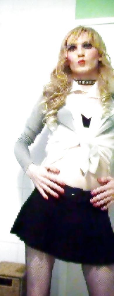 25P TRANNY BIMBO SLUT SANDRA