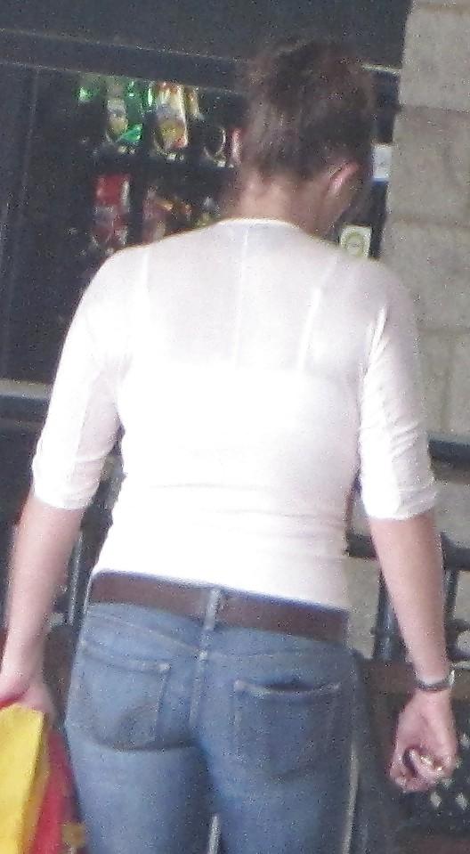 10P Tight Jeans: Nice Ass