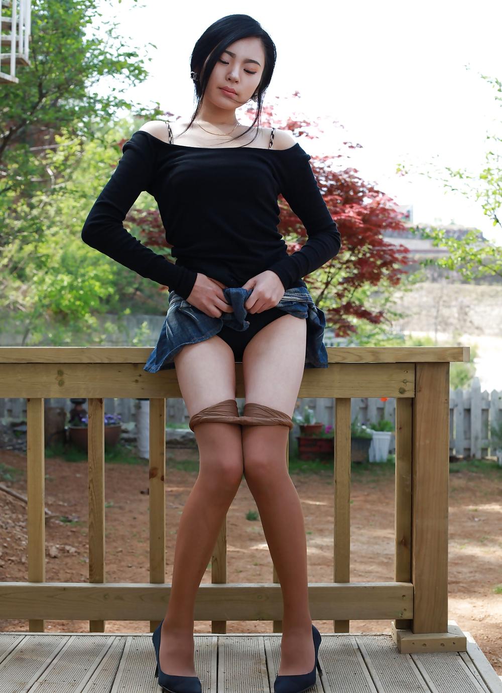 16P Hotlegs-miniskirt babe155