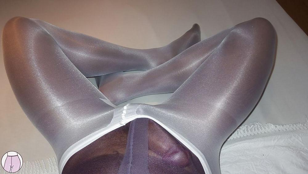 22P Pantyhose play 4