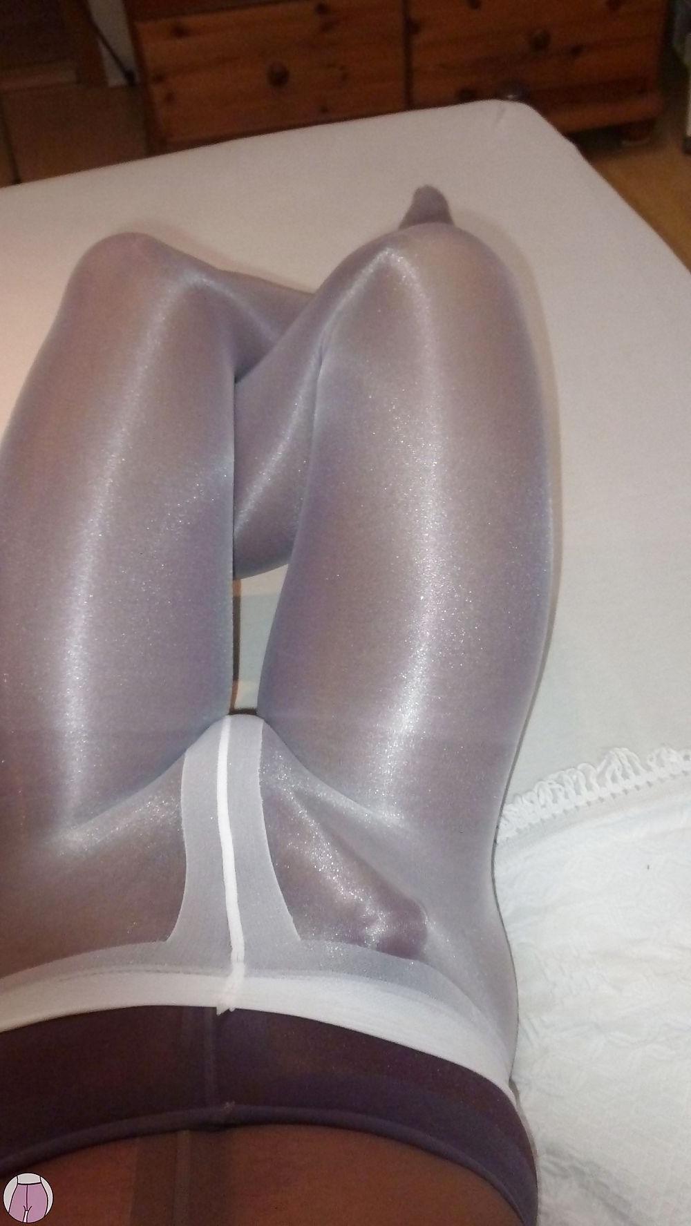 22P Pantyhose play 4