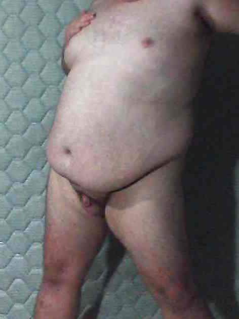 20P Fat nude sissy
