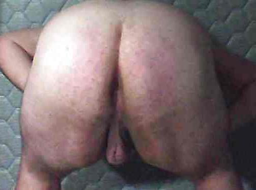 20P Fat nude sissy