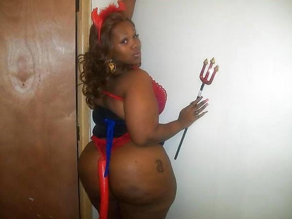 25P Thick women