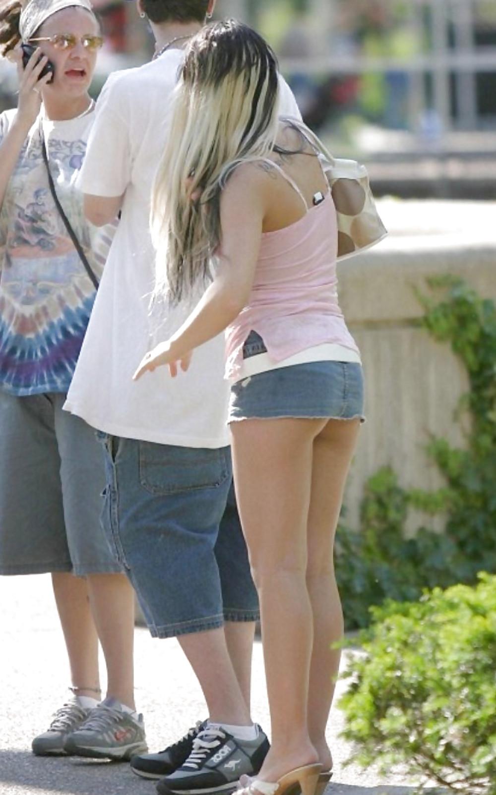 25P Queens in Jeans LXXXIII