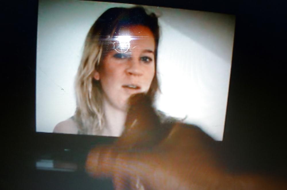 13P Video's cumsluts soon online