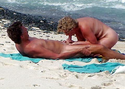 15P Sex Outdoors 4
