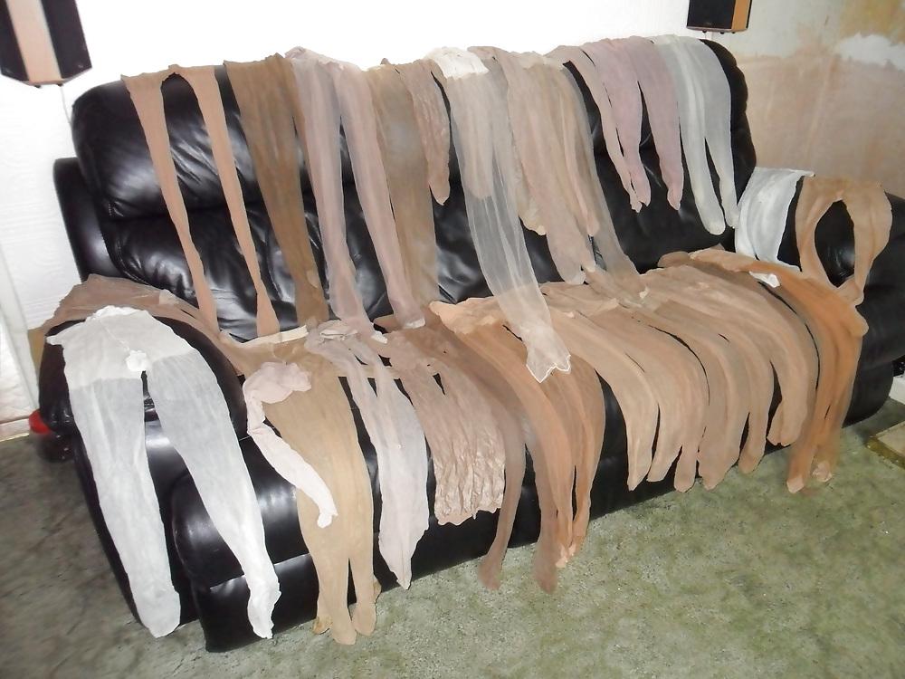 25P Showing off my pantyhose collection