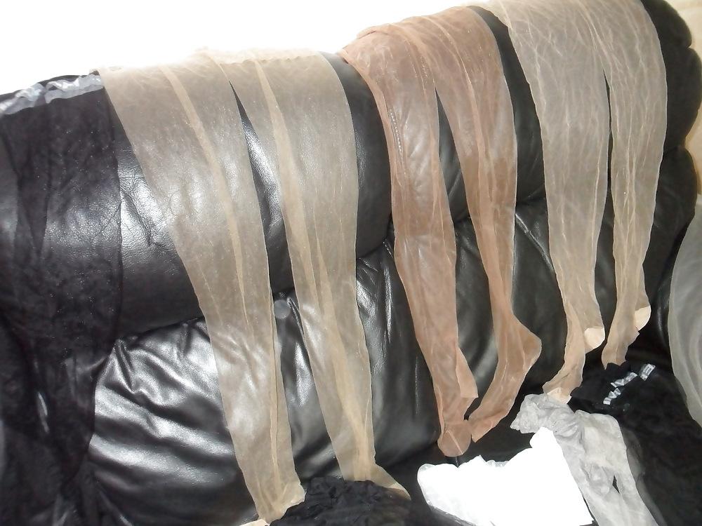 25P Showing off my pantyhose collection