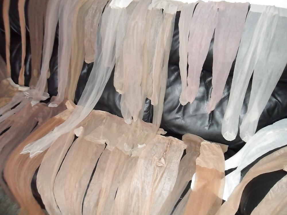 25P Showing off my pantyhose collection