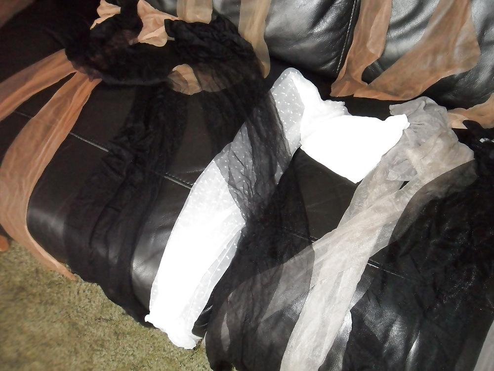 25P Showing off my pantyhose collection