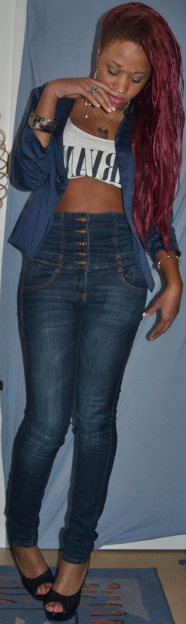 25P Queens in Jeans CCXX