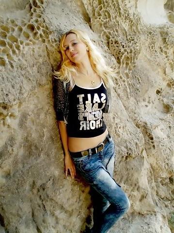 25P Queens in Jeans CLXXVIII