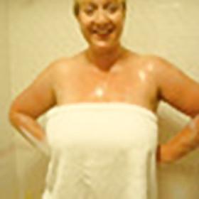 6P Bubbly Bath Bimbo!