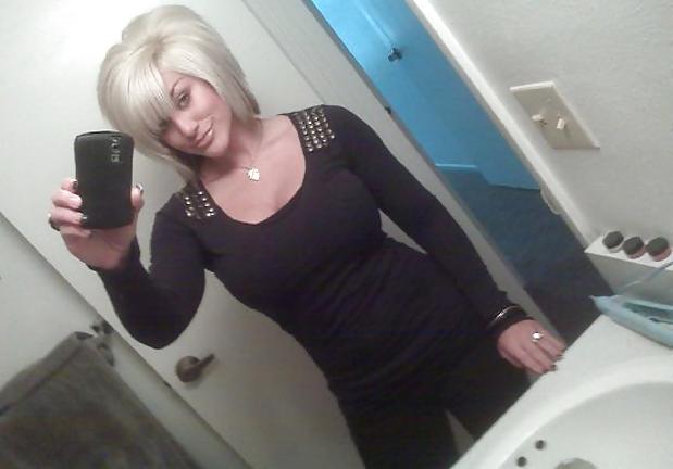 25P Fit Bimbo with Big Fake Titties!