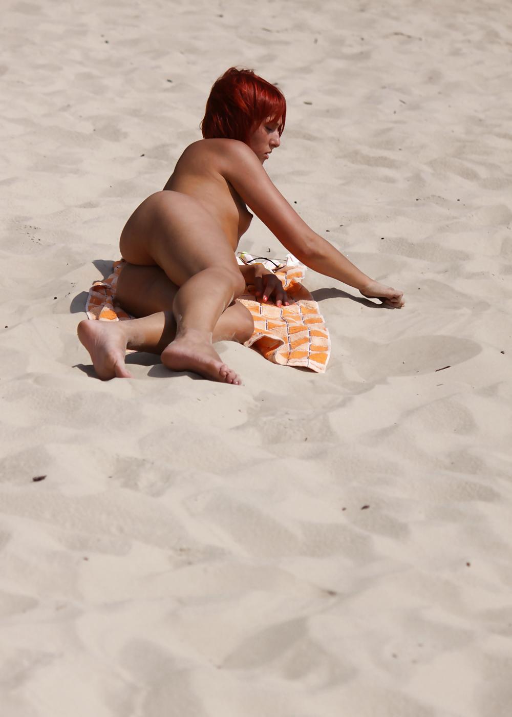25P Stunning Red-haired Teen Vacation Fun