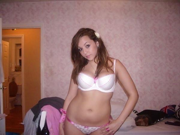 25P Busty Curvy Sweet Teen