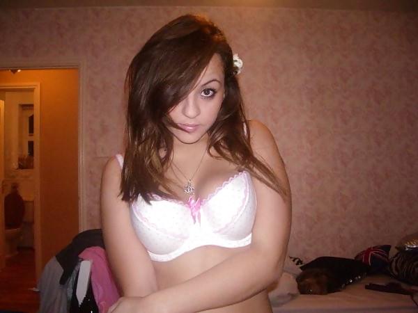 25P Busty Curvy Sweet Teen
