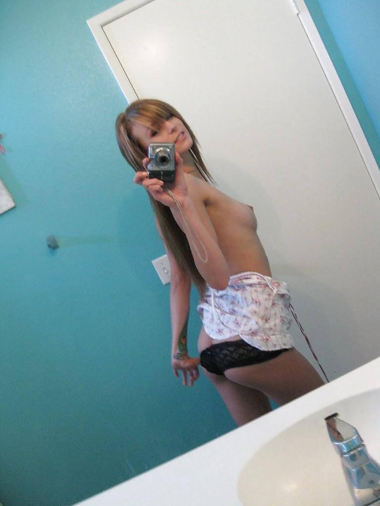 19P Military Wife Diane Pics for Hubby