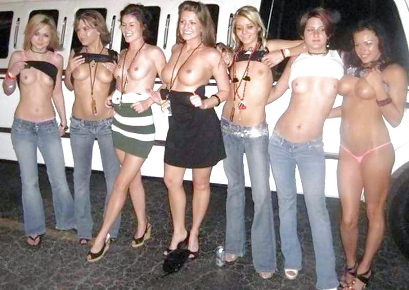 25P Queens in Jeans CLXXXVII