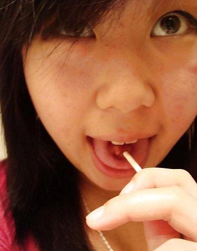25P Cute Chinese College Student