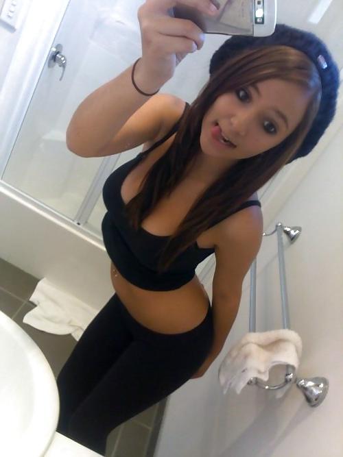 25P Sexy Mirror Girls 2